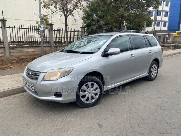 Toyota Corolla Fielder 2008 Silver