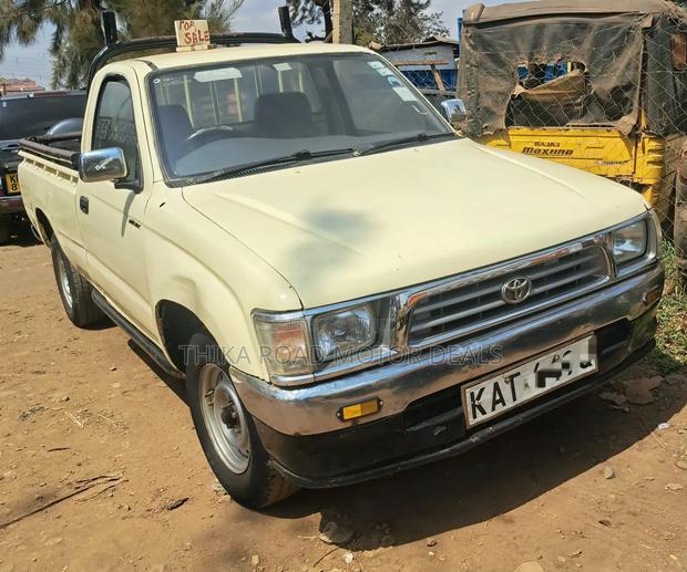 Toyota Hilux 2004