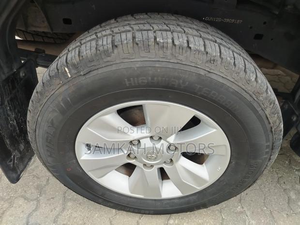 Toyota Hilux 2020 Black
