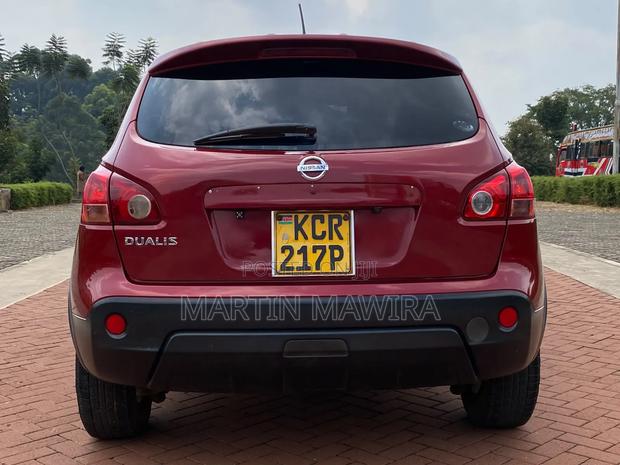 Nissan Dualis 2011 Red