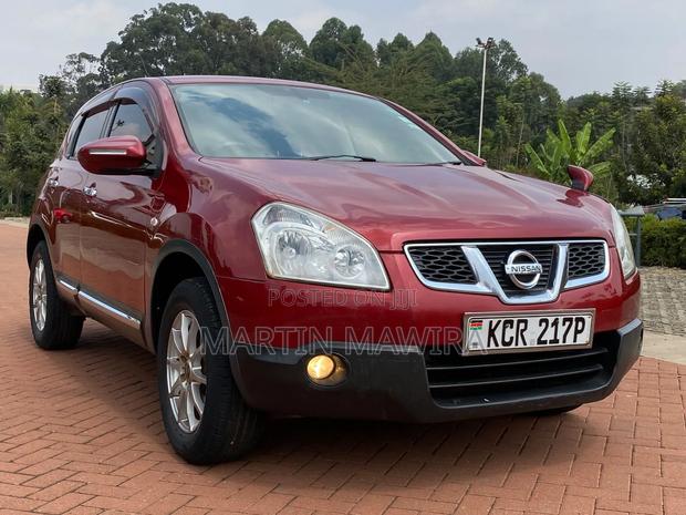Nissan Dualis 2011 Red