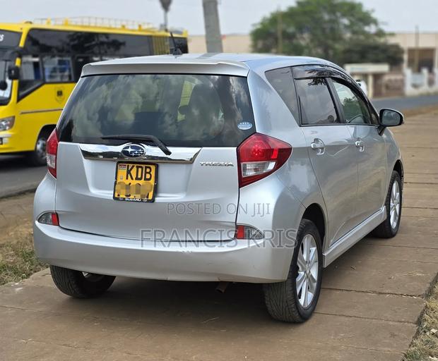 Subaru Trezia 2014 Silver