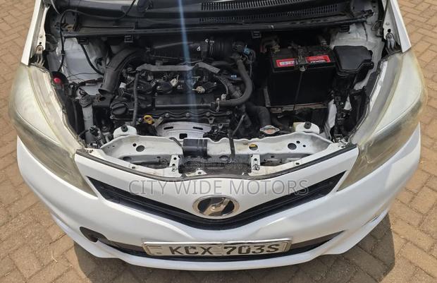 Toyota Vitz 2012 White