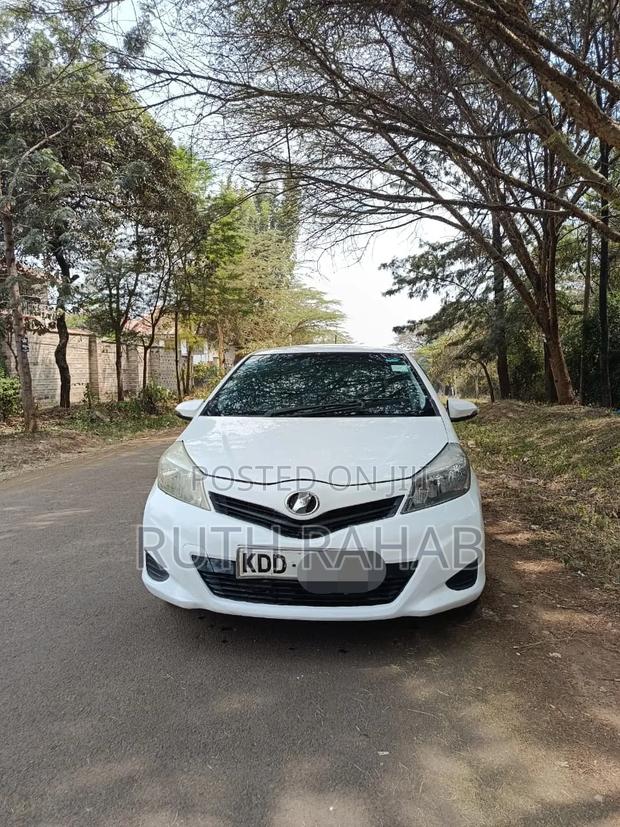 Toyota Vitz 2014 White