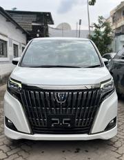 Toyota Esquire 2.0 FWD (7 seater) 2019 White for sale