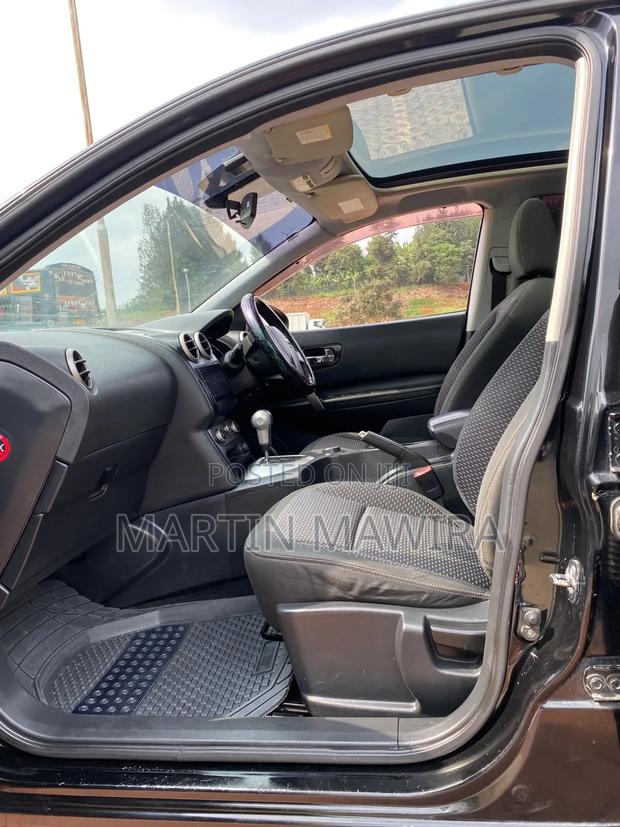 Nissan Dualis 2011 Black