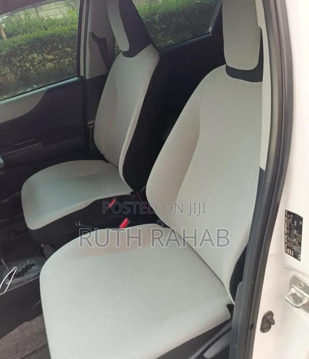 Toyota Vitz 2014 White