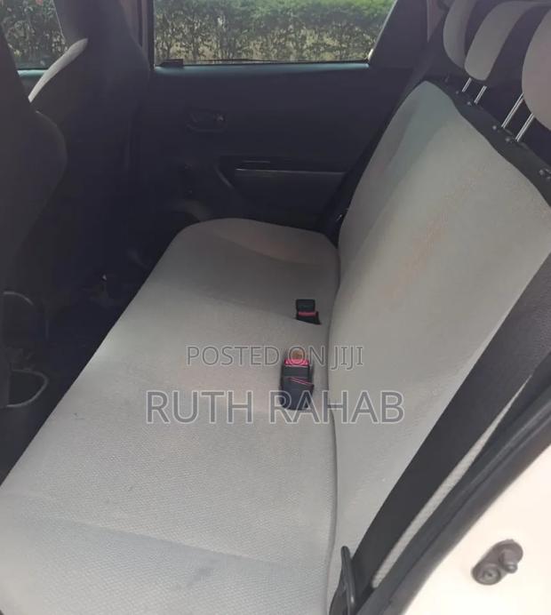 Toyota Vitz 2014 White