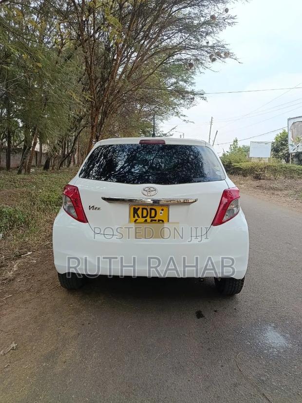 Toyota Vitz 2014 White
