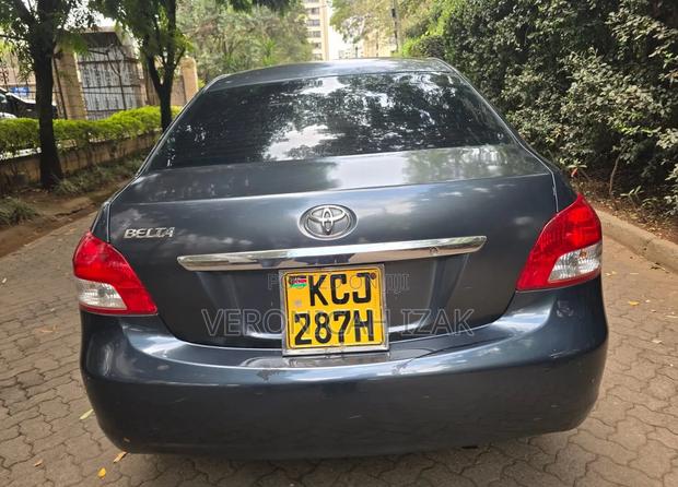 Toyota Belta 2009 Black