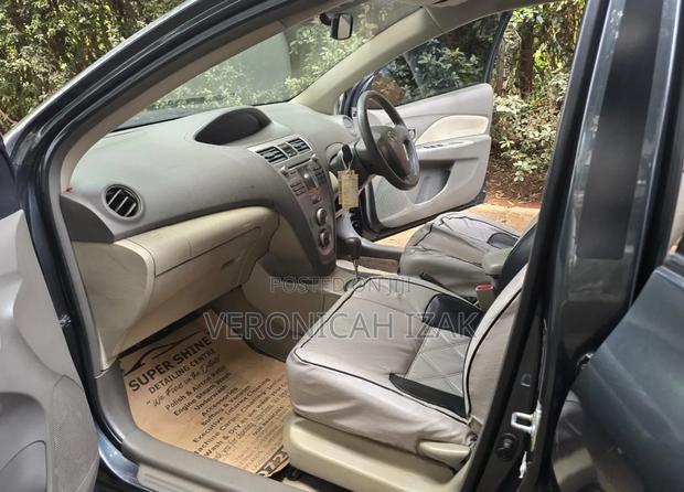 Toyota Belta 2009 Black