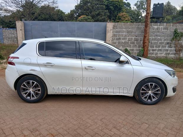 Peugeot 308 2015 White