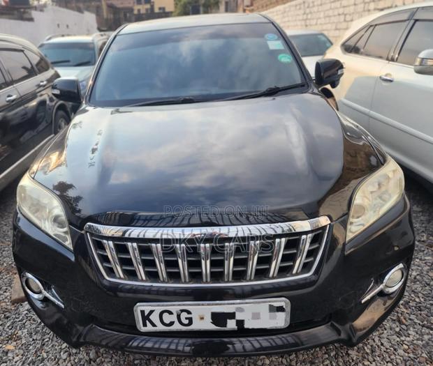Toyota Vanguard 2010 Black