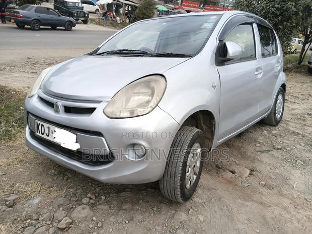 Toyota Passo 2015 Silver