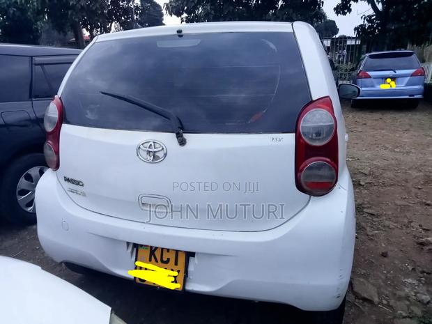 Toyota Passo 2012 White