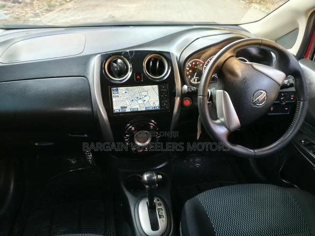Nissan Note 2016 Red