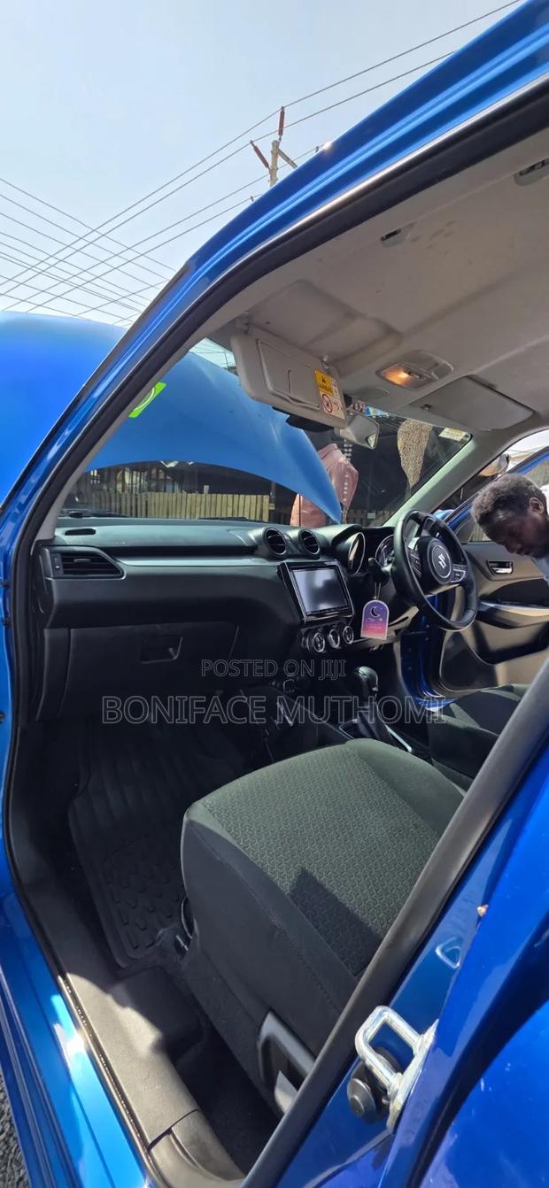Suzuki Swift 2019 Blue