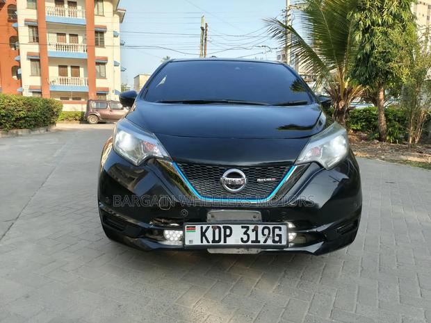 Nissan Note 2017 Black