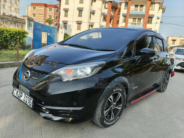 Nissan Note 2017 Black