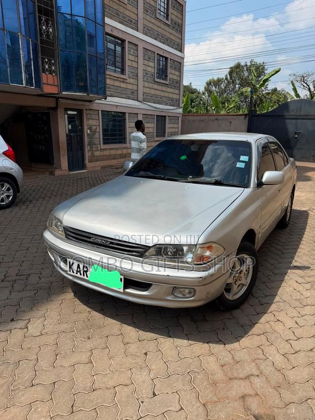 Toyota Carina 1.8 FWD Sedan 2000 Silver