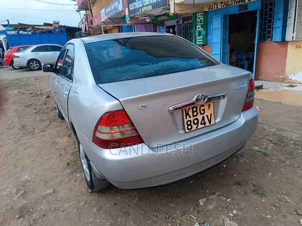 Toyota Corolla 2000 Silver