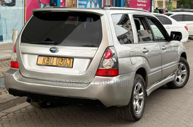 Subaru Forester 2006 Silver