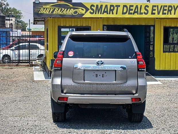 Toyota Land Cruiser Prado 2019