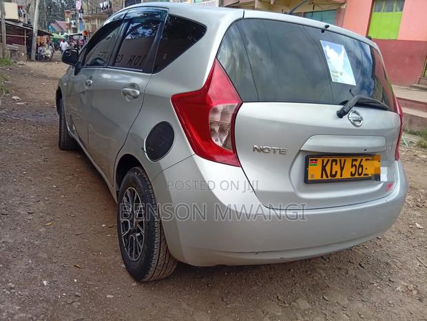 Nissan Note 2012 Silver