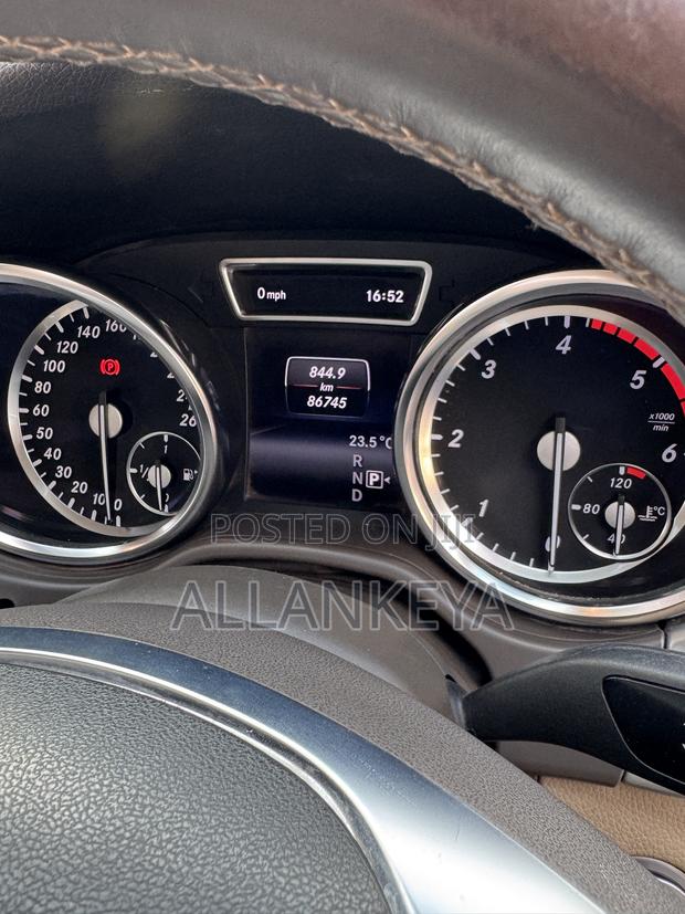Mercedes-Benz M Class 2015 White