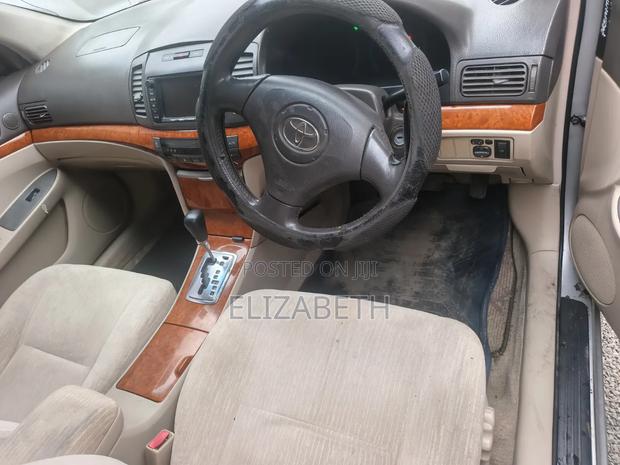 Toyota Premio 2006 Silver