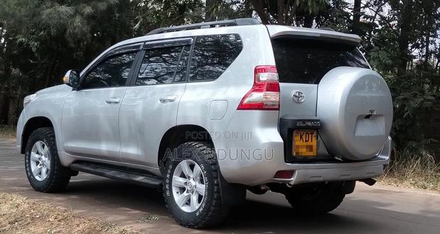 Toyota Land Cruiser Prado 2013 Silver