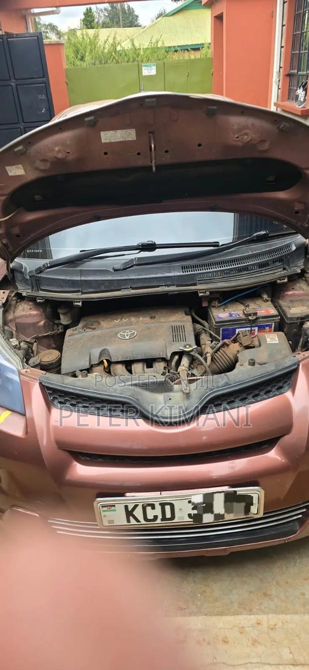 Toyota IST 2009 Brown