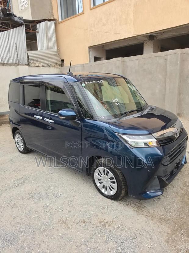 Toyota Tank 2020 Blue