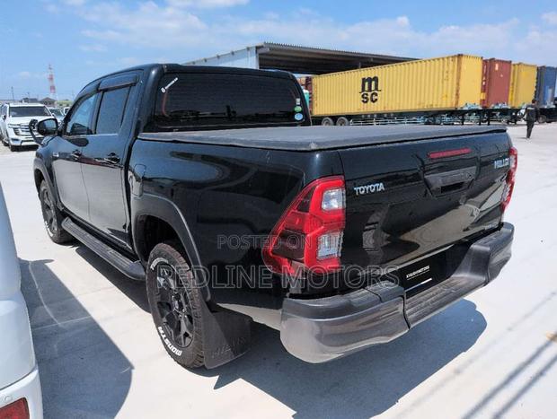 Toyota Hilux 2.4 Diesel 2020 Black