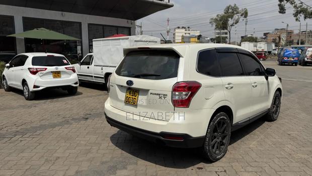 Subaru Forester 2014 Off white