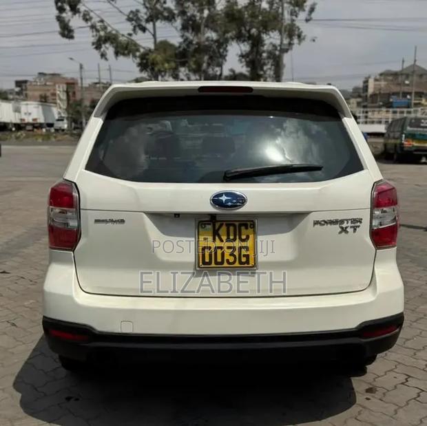 Subaru Forester 2014 Off white