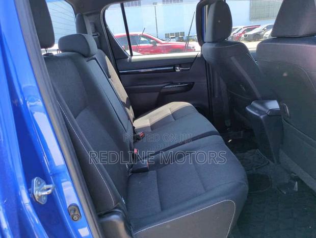Toyota Hilux 2.4 Diesel 2020 Blue