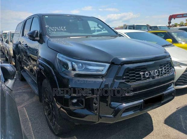 Toyota Hilux Revo Smart Cab Deisel 2.4 AWD 2022 Matt Black