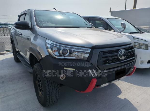 Toyota Hilux 2.4 Diesel 2020 Silver