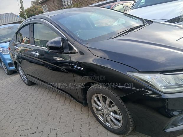 Honda Grace 2019 Black