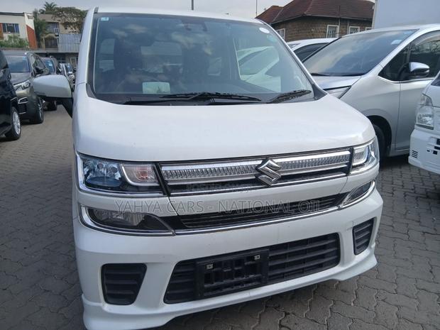 Suzuki Wagon R 2019 White