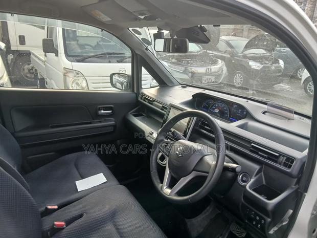 Suzuki Wagon R 2019 White