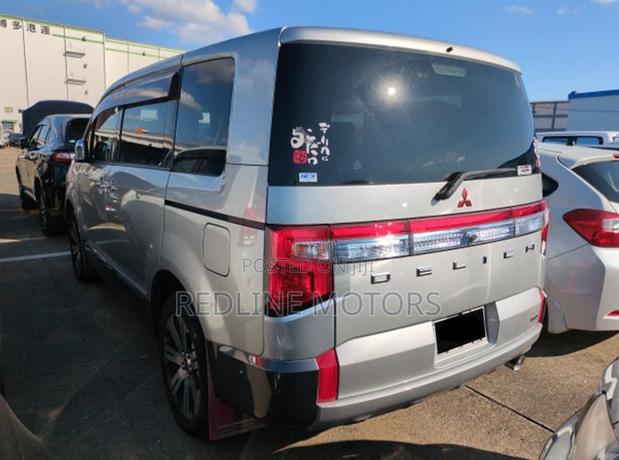 Mitsubishi Delica 2019 Silver