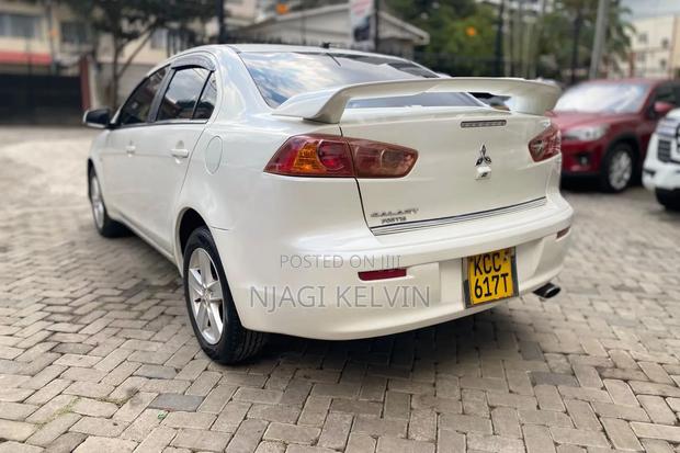 Mitsubishi Lancer 2008 White