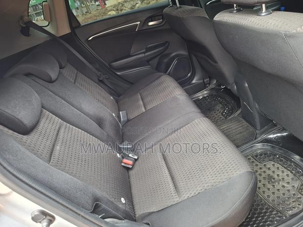Honda Fit 2018 Silver
