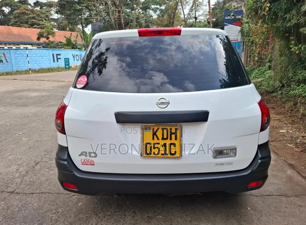 Nissan Advan 2014 White