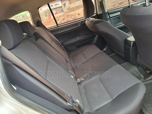 Toyota Corolla Fielder 2016 Silver