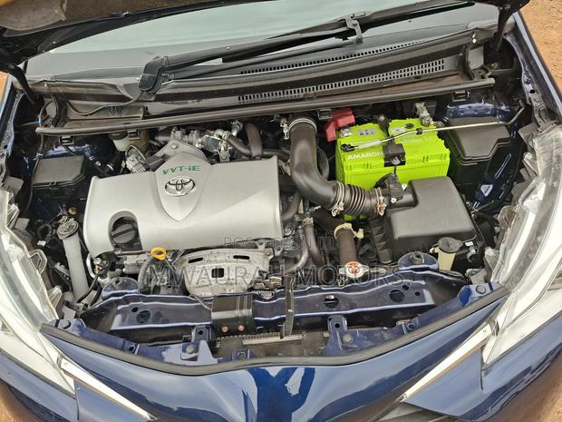 Toyota Vitz 2018 Blue