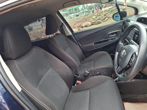 Toyota Vitz 2018 Blue