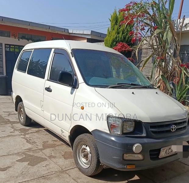 Toyota TownAce 2006 White